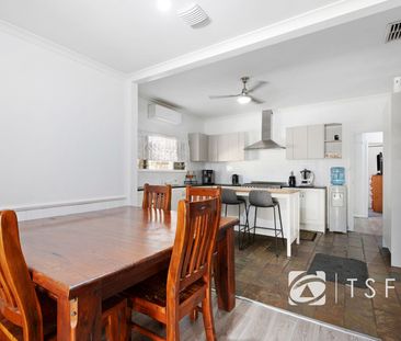 5 Longmore St, 3555, Kangaroo Flat Vic - Photo 2