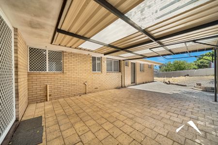 75 Butterworth Avenue, KOONDOOLA WA 6064 - Photo 2