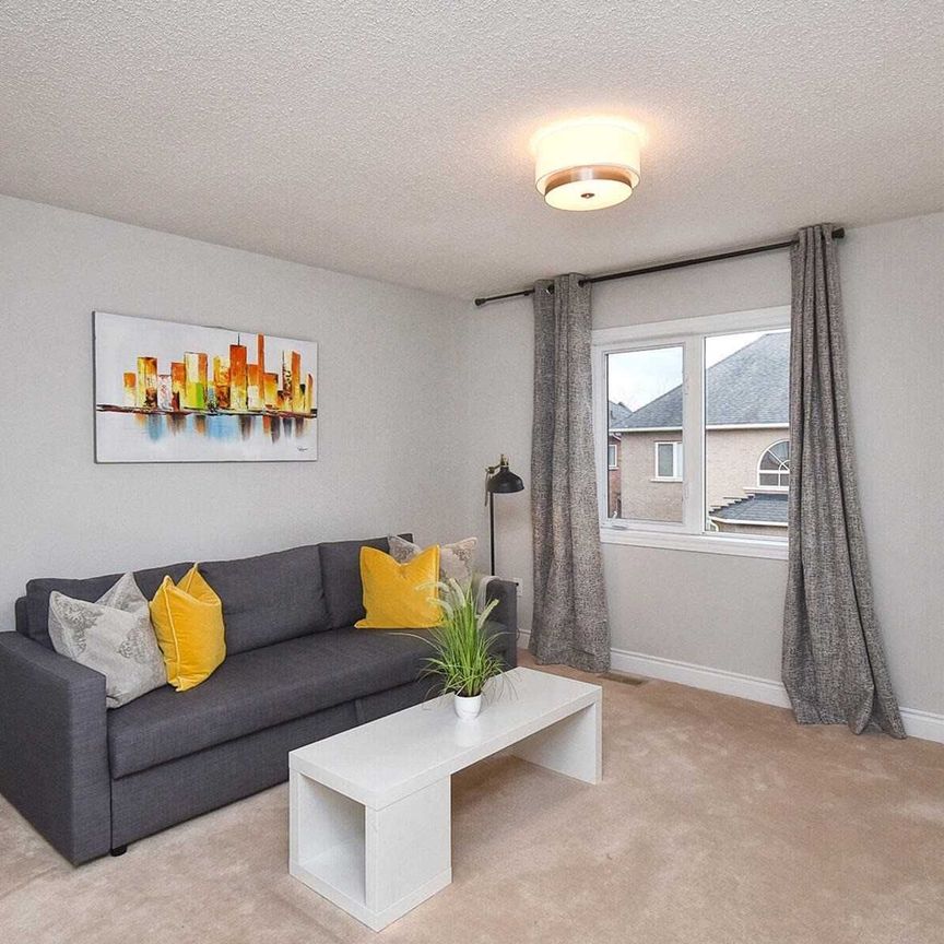 For Lease - 336 Turning Leaf Road, Oakville, Ontario - Photo 1