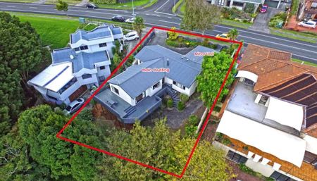 4 Bedroom House Available Now in Totara Heights (Water included in Rent) - Photo 3