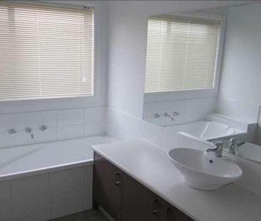 45 Mac Knight Wynd, Doreen VIC 3754 - Photo 1