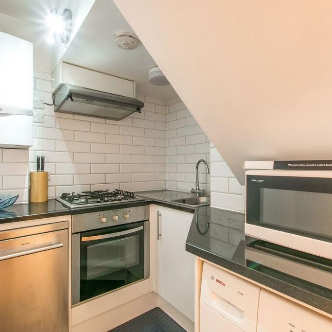 2 bedroom maisonette to rent - Photo 1