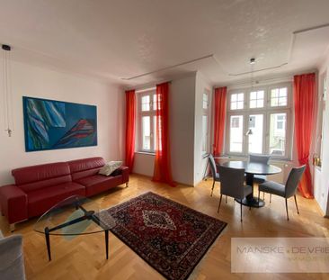 Tolle Altbauwohnung mit Süd-Balkon, Einbauküche und vielen Extras - Photo 5