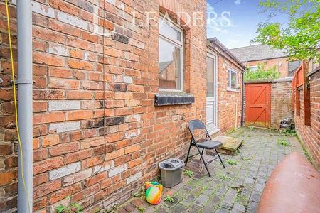 Ermine Road, Hoole, CH2 - Photo 2