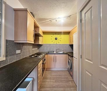 2 bedroom apartment to rent - Photo 4