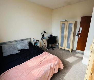 61B Ebrington Street - Photo 4