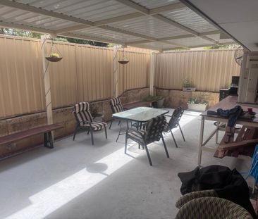 Byford - Photo 4