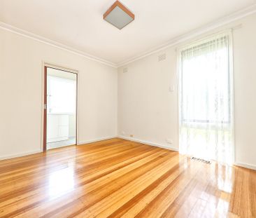 11 Tudor Road, Doncaster - Photo 1