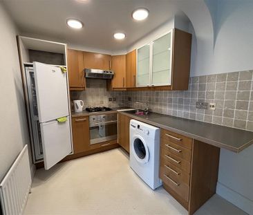 2 bedroom flat to rent - Photo 6