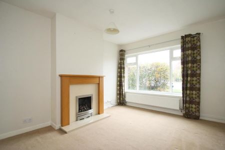 4 bedroom semi-detached house to rent - Photo 4