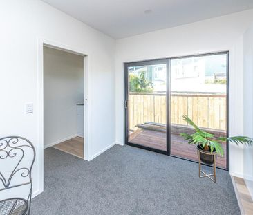 Modern Springvale home - Photo 1