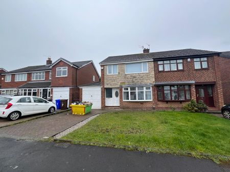 3 bed semi-detached house to rent in Malvern Avenue, Ashton-Under-Lyne, OL6 - Photo 4