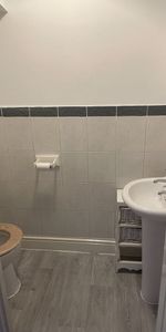 Room in a Shared House, Patrick Coman House, EC1V - Photo 4