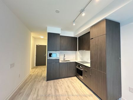 For Lease - 8 Olympic Garden Drive Unit# 703, Toronto, Ontario - Photo 5