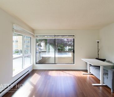 1363 Clyde Avenue condo — West Vancouver, BC (2-Bedroom) - 2 Bedroom - Photo 3
