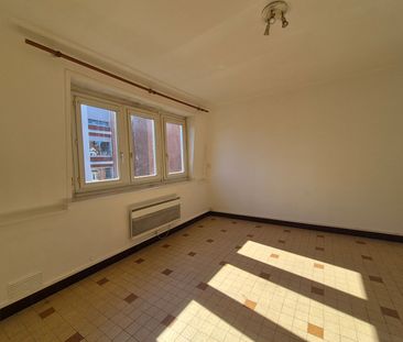 Location Appartement 1 pièce 23m² - Photo 2