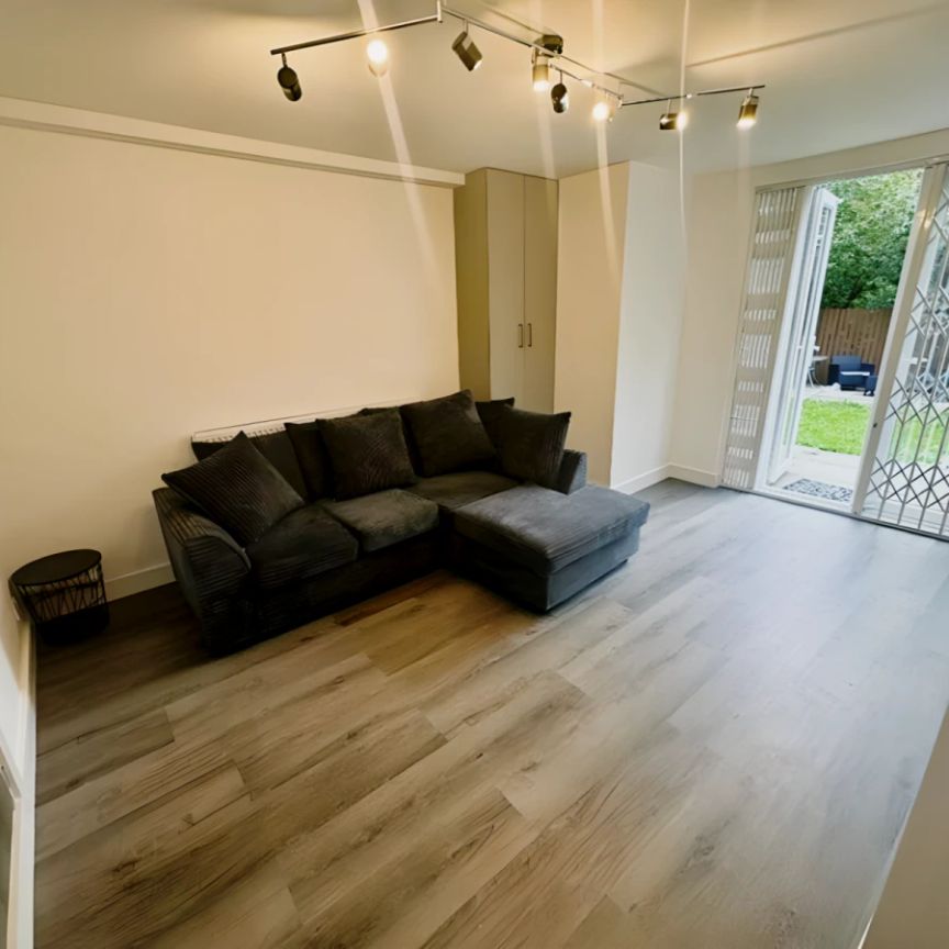 1 Bed 1 Bath - Photo 1