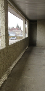 Large 2 Bedroom Suite in Meadowgreen - Photo 3