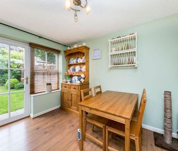 2 bedroom terraced house to rent - Photo 2