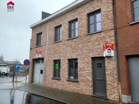 Prachtige ruime woning met 4 slaapkamers in centrum Ledegem - Photo 2