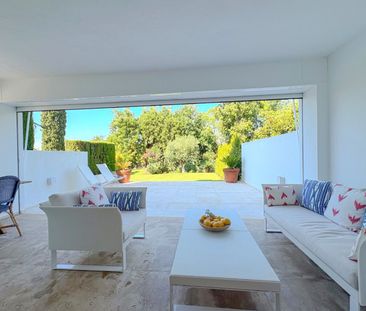 Townhouse in Nueva Andalucía - Photo 4