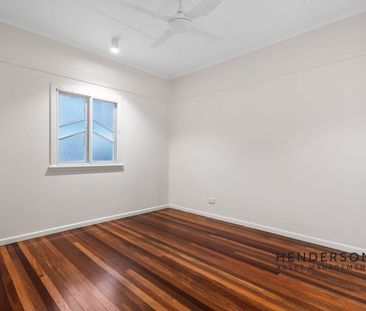 SPACIOUS FAMILY HOME IN PRIME BRIGHTON LOCATION - Teenage retreat d... - Photo 3