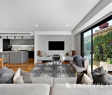Luxury Living in the Heart of Keilor East - Photo 1