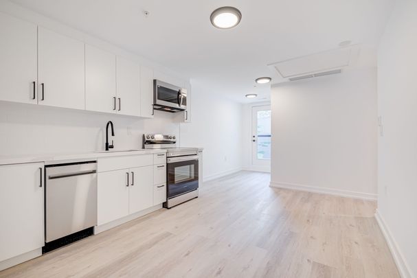 For Lease - 3039 Dundas Street Unit# 1, Toronto, Ontario - Photo 1