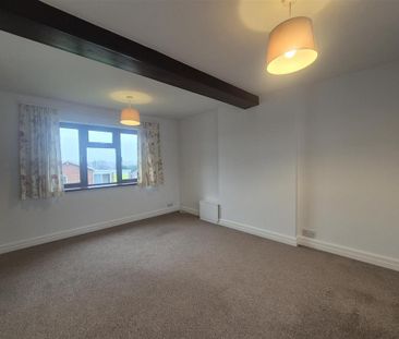 2 bedroom detached house to rent - Photo 4