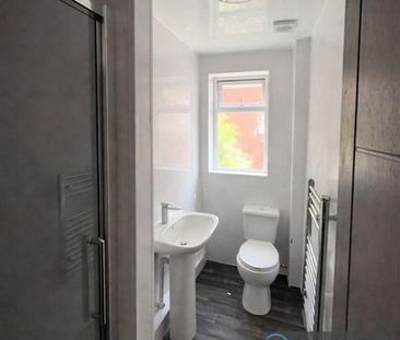 3 bedroom penthouse to rent - Photo 2