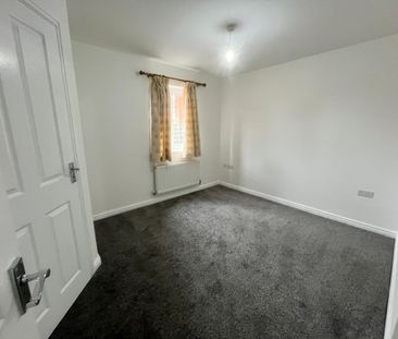 5 bed town house to rent Felton Close, Stafford ST17 - Photo 6