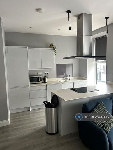 2 bedroom flat to rent - Photo 3