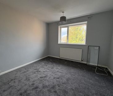 2 bedroom semi-detached house to rent - Photo 6