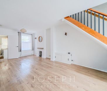 3 bedroom semi-detached house to rent - Photo 1