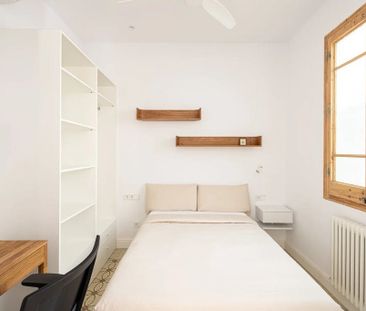 Carrer de Mallorca, Barcelona, Catalonia 08037 - Photo 2