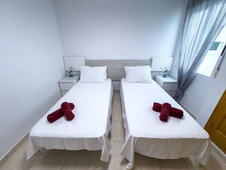 Torrevieja - Photo 2