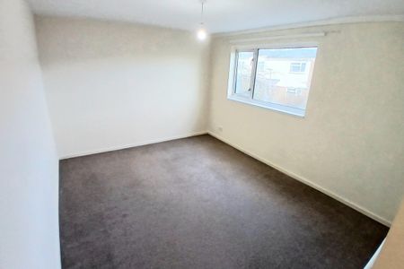 Canterbury Way - Photo 3