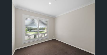 Contemporary Family Living - Photo 2