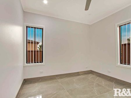 Modern Granny Flat - Photo 3