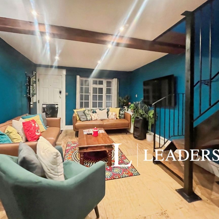 2 bedroom cottage to rent Gloucester Street, Brighton, East Sussex, BN1 - Photo 1