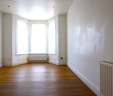 2 bedroom maisonette to rent - Photo 2