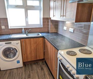 London Road, Ashford, TW15 - Photo 1