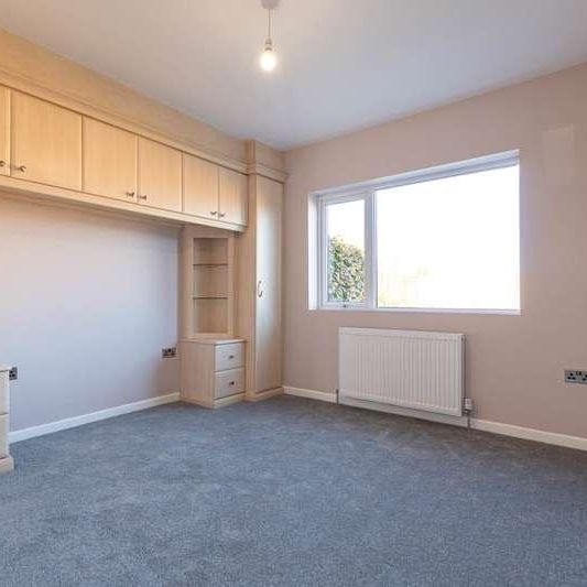 Milbury Drive, Littleborough, OL15 - Photo 1