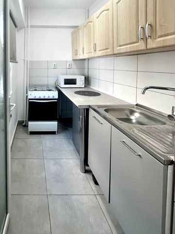 Garsoniera de inchiriat in Ploiesti, zona Ultracentral-Hotel Prahova - Photo 5
