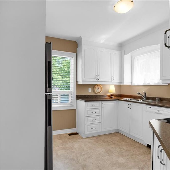 For Lease - 1707 Edge Hill Place, Hunt Club - South Keys and Area, Ontario - Photo 1