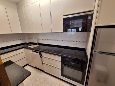 Ref.7505 2-Bedroom Apartment Just 300m from the Beach - Photo 2