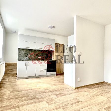 Pronájem bytu 1+kk 31 m² - Photo 4