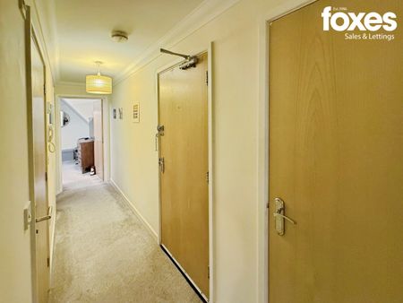 2 bed flat to rent in Crabton Close Road, Bournemouth, Dorset, BH5 1HN - Photo 4