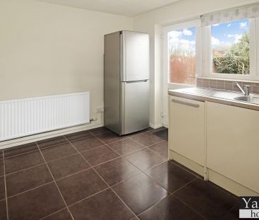 2 bedroom semi-detached house to rent - Photo 4