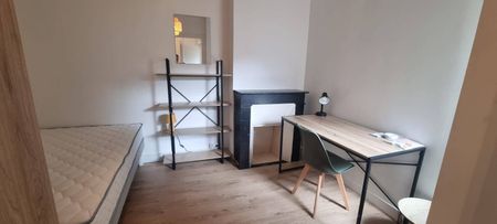 Studio moderne et proche de la Gare - Photo 4